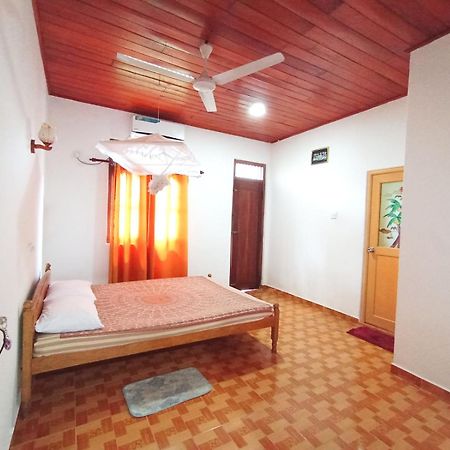 Sihara Rooms & Hostel Matara Exterior foto